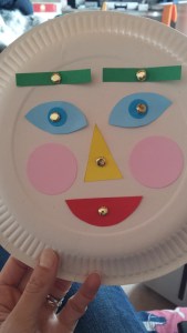 Emozioniamoci! Con la vista osservo e riconosco le espressioni facciali degli altri. Condivido la loro gioia o li sostengo se son tristi